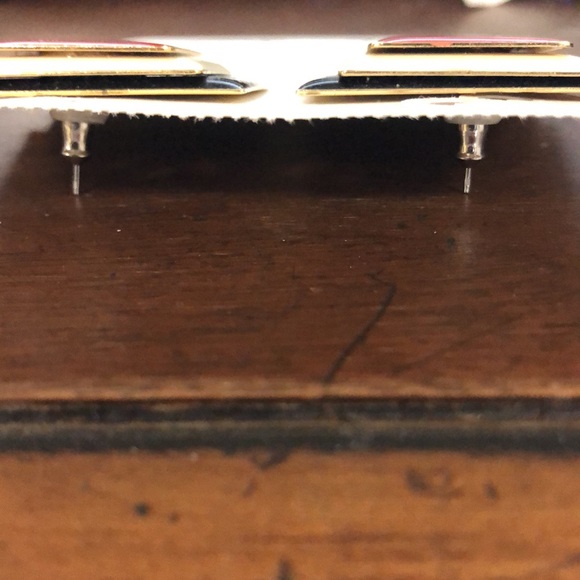 Retro Earrings Red and Black Square - Picture 3 of 7